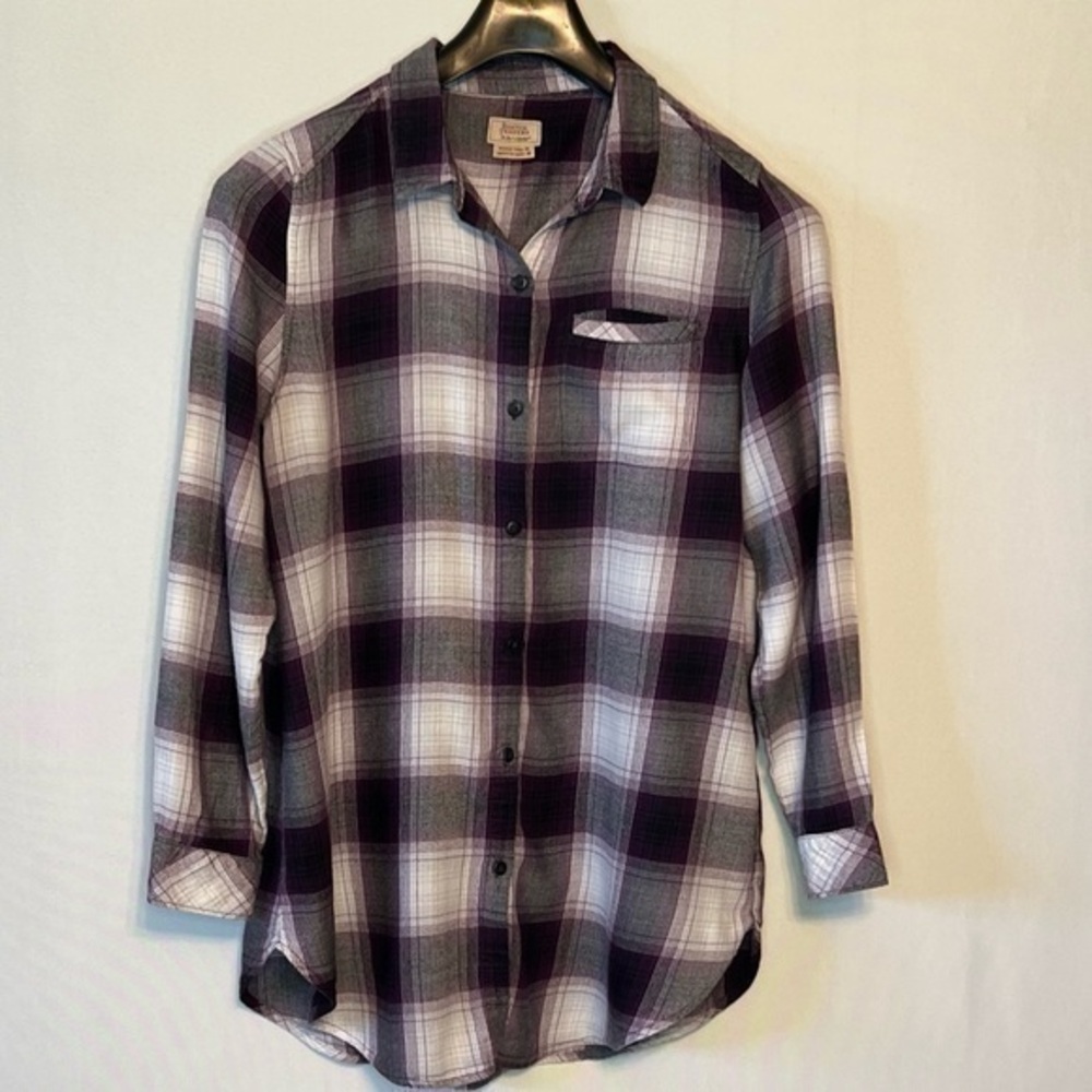 Boston Traders Women's Flannel Tunic Multi Colored Plaid.
